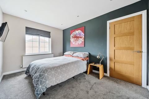 11 Acorn Close, Selsey, Chichester, PO20 9HL