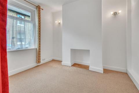 2 bedroom terraced house for sale, Sutherland Street, South Bank