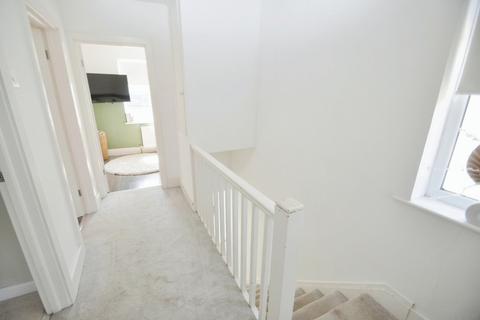 49 Bruce Grove, Chelmsford, CM2 9AY