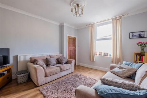 3 bedroom end of terrace house for sale, Gooder Lane, Brighouse