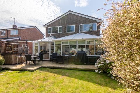 4 bedroom detached house for sale, Meadow Close, Hockley Heath B94