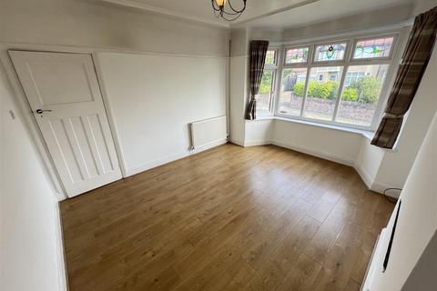 3 Castle Drive, Heswall, Wirral, CH60 4RJ