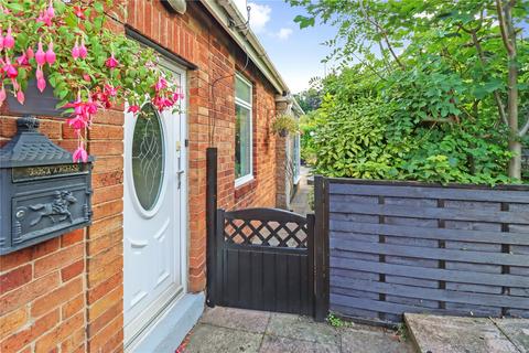 3 bedroom bungalow for sale, Holburn Gardens, Tyne and Wear NE40