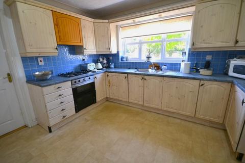 4 bedroom detached house for sale, Drybread Road, Peterborough PE7