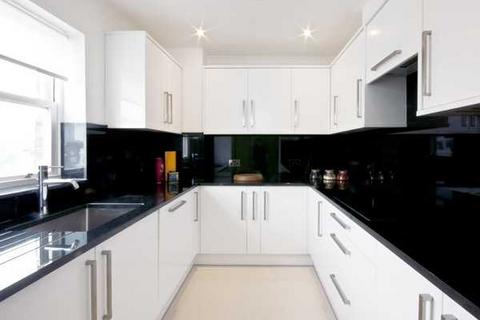 2 bedroom apartment to rent, Queens Gate, South Kensington SW7