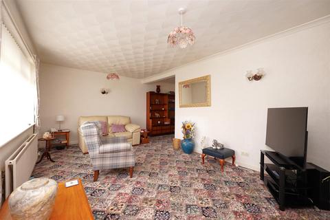 1 Borrowdale Gardens, Barrow-in-furness, LA14 4LU