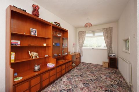 1 Borrowdale Gardens, Barrow-in-furness, LA14 4LU
