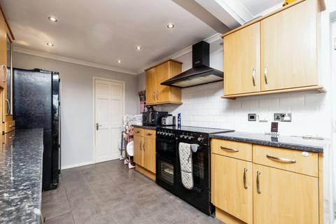 18 Clarkson Drive, Stallingborough, Grimsby, DN41 8BQ