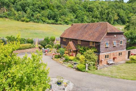 The Barn Bush Road, Cuxton, Rochester, ME2 1HF