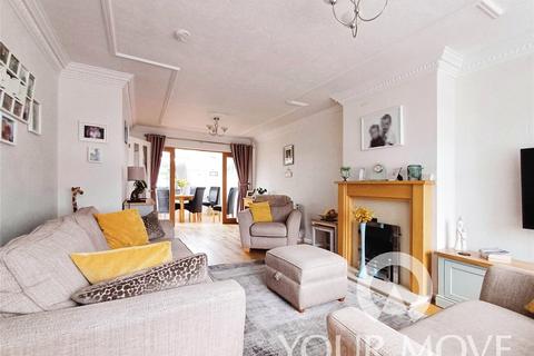 21 Britannia Drive, Gravesend, DA12 4RP