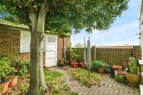 3 bedroom semi-detached house for sale, Harley Shute Road, East Sussex TN38