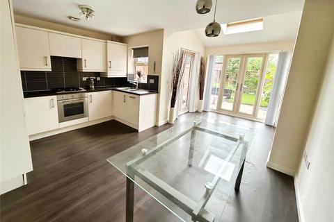 4 bedroom end of terrace house to rent, Levertons Place, Nottingham NG15