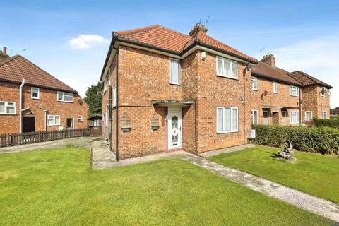 3 bedroom end of terrace house for sale, Brecksfield, York YO30