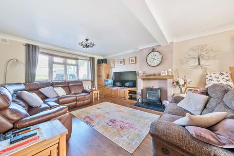 4 bedroom semi-detached house for sale, Gresham Avenue, Warlingham CR6