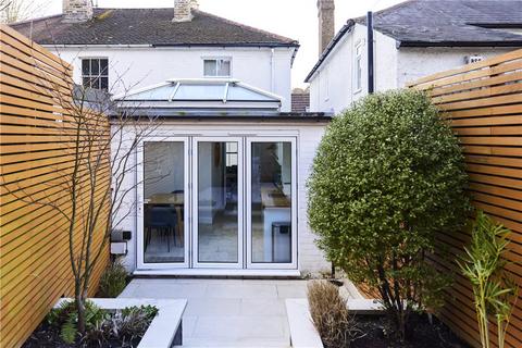 2 bedroom house for sale, Waverley Road, Weybridge, Surrey