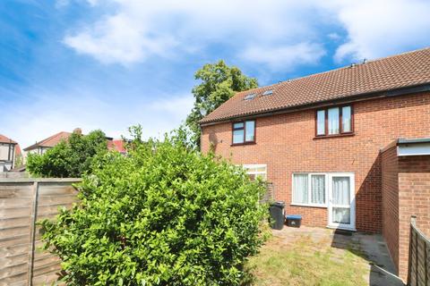 2 bedroom terraced house for sale, Bronte Close, Ilford IG2