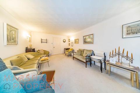 2 bedroom apartment for sale, Menlove Mansions, Menlove Gardens , L18