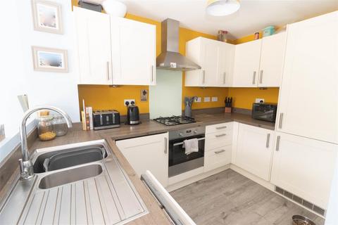 44 Ascot Drive, North Gosforth, Newcastle Upon Tyne, NE13 6PN