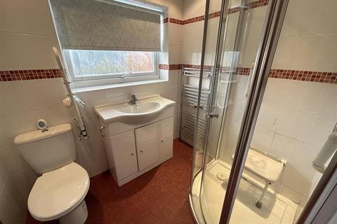 2 Bridge Street, Springhead, Oldham, OL4 4PE