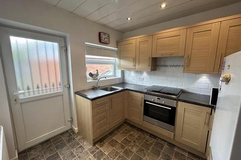 2 Bridge Street, Springhead, Oldham, OL4 4PE