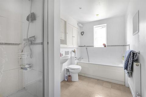 7 Crabtrees, Saffron Walden, CB11 3BH