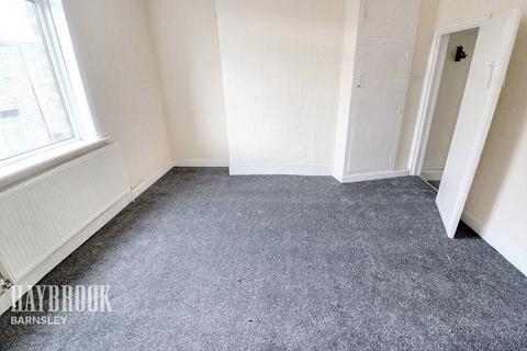 2 bedroom end of terrace house for sale, Station Road, Barnsley