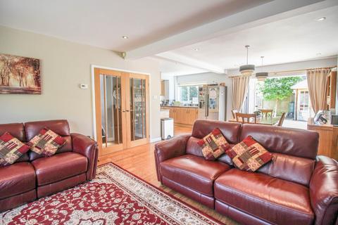 4 bedroom detached house for sale, Trewartha Park-Hillside Location