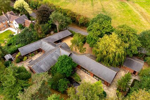 4 bedroom detached bungalow for sale, Sharnford Road, Aston Flamville, Hinckley LE10