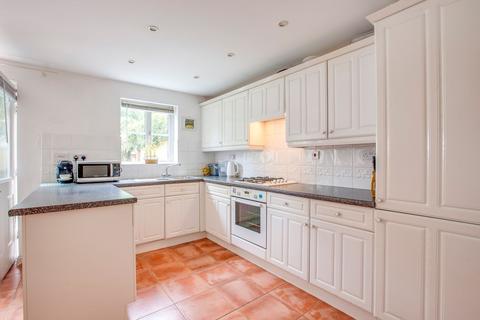 3 bedroom end of terrace house for sale, Princes Gate, High Wycombe, HP13 7AD