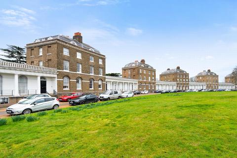 1 bedroom flat for sale, The Paragon, Blackheath, SE3