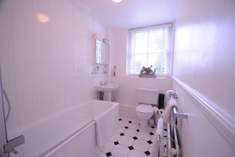 1 bedroom flat for sale, The Paragon, Blackheath, SE3