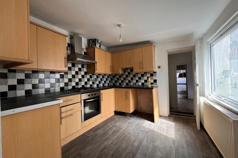 11 Clydach Road, Tonypandy, CF40 2BD