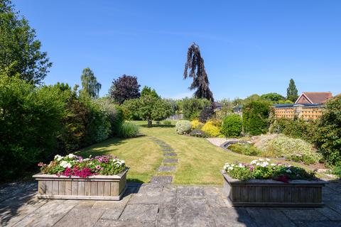 68 Leigh Road, Street, BA16 0HD