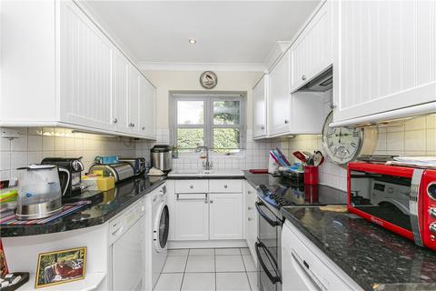 3 bedroom end of terrace house for sale, St. Martins Mews, Woking GU22