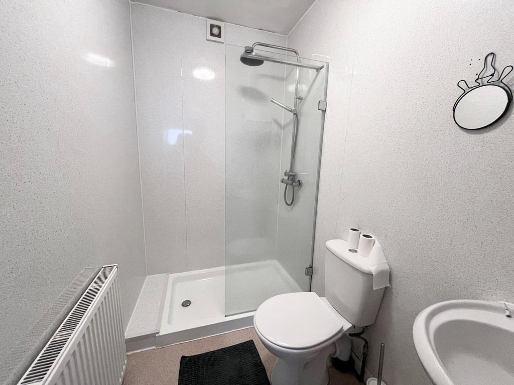 Shower~1