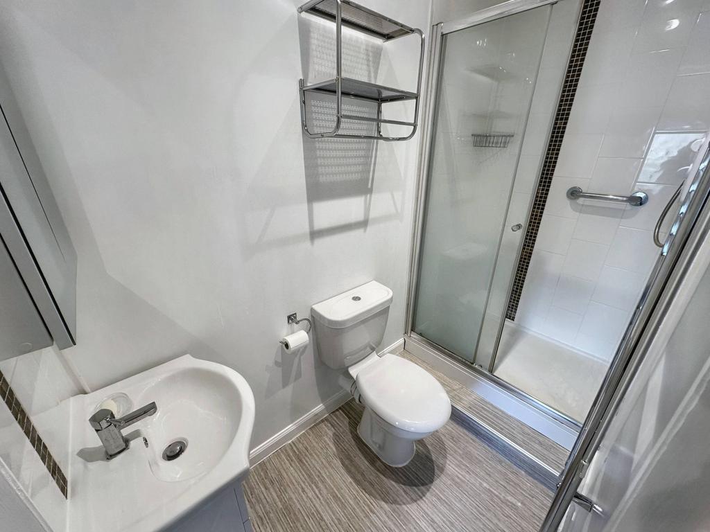 Annex Shower Room