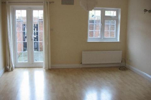 3 bedroom terraced house to rent, Monkswood Court, Station Road, Marlow, Buckinghamshire, SL7