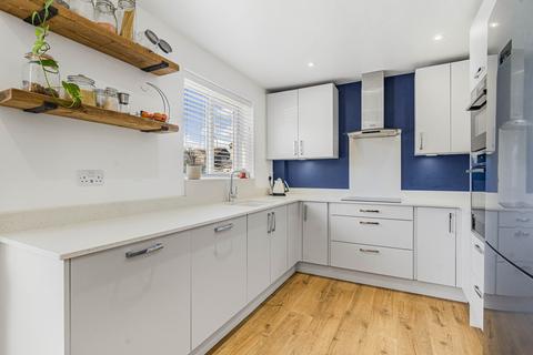 24 Benson Close, Bicester, OX26 4FQ