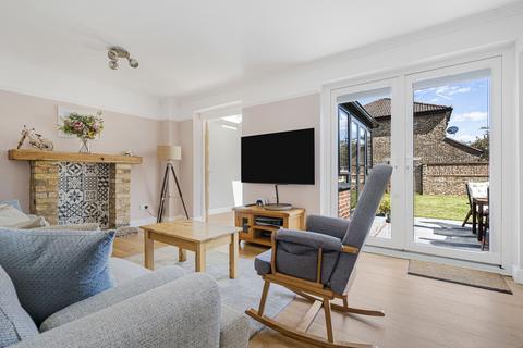 24 Benson Close, Bicester, OX26 4FQ