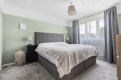 24 Benson Close, Bicester, OX26 4FQ