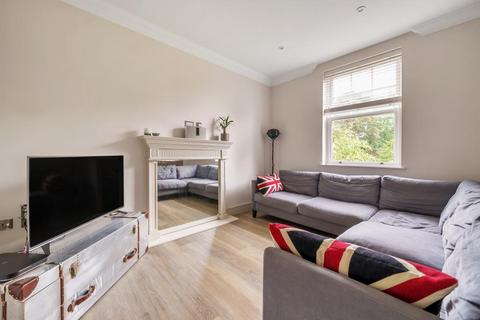 2 bedroom flat for sale, Binfield,  Berkshire,  RG42