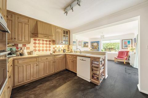 11 Ellery Close, Cranleigh, GU6 8DF