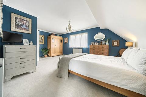 11 Ellery Close, Cranleigh, GU6 8DF