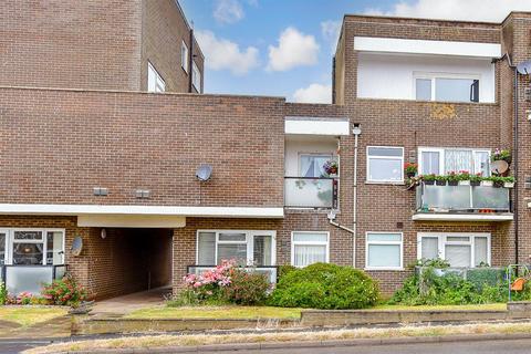 1 bedroom ground floor flat for sale, Sutton Avenue, Peacehaven, East Sussex