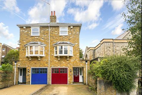 3 bedroom semi-detached house for sale, Townshend Road, Richmond, TW9