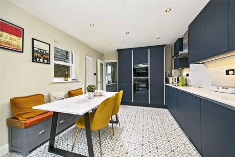 2d Townshend Road, Richmond, TW9 1XH