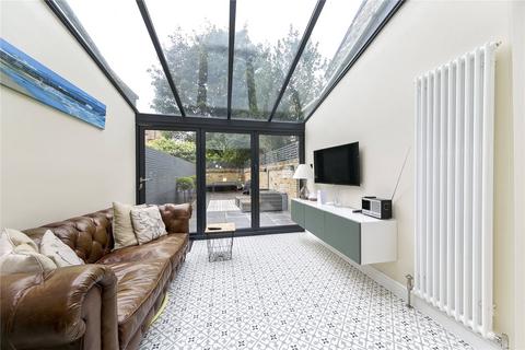 2d Townshend Road, Richmond, TW9 1XH
