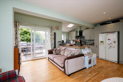 4 bedroom house for sale, Boston Manor Road, Brentford, London, TW8