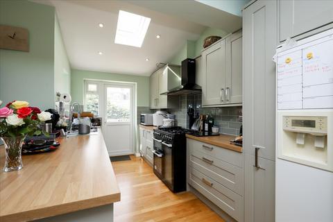 4 bedroom house for sale, Boston Manor Road, Brentford, London, TW8