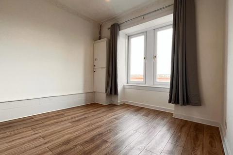 2 bedroom flat to rent, Shettleston Road, Glasgow G32